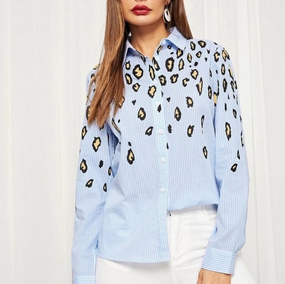 Leopard Animal Print Button Down Top LIKE NEW - Picture 1 of 13